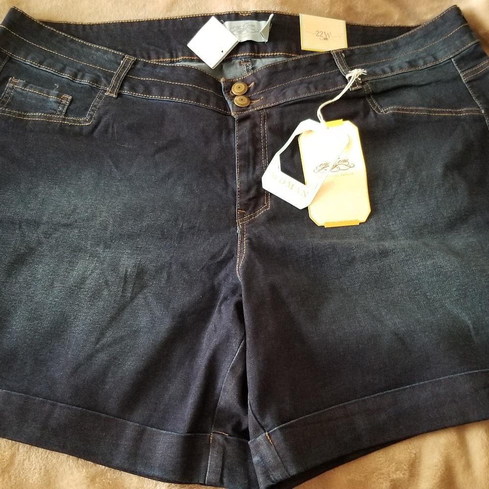 One Five One Woman cuffed stretch jean shorts
